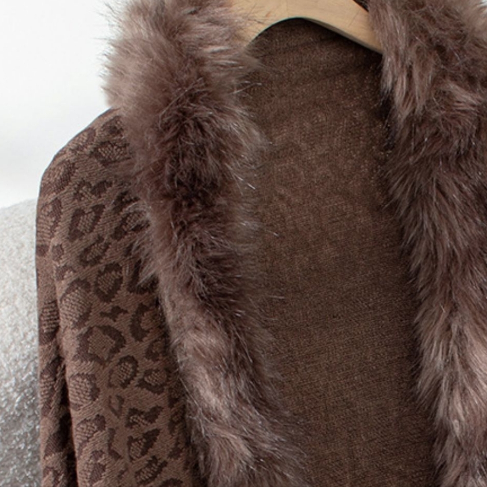 Plush Faux Fur Leopard Retro Fringe Boho Oversized Poncho Knit Cardigan Jacket - Picture 6 of 15